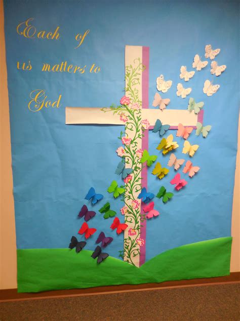 Preschool christian bulletin board ideas. Ask each member to invite personal friends and family members to church. Set up special sections or booths honoring the guests. Make a bulletin board or a large welcoming sign, and hang it over the doorway or outside the church. 