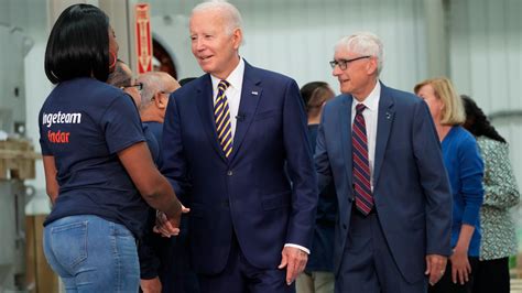 President Biden focuses on factory jobs in Wisconsin, ignoring latest Trump indictment