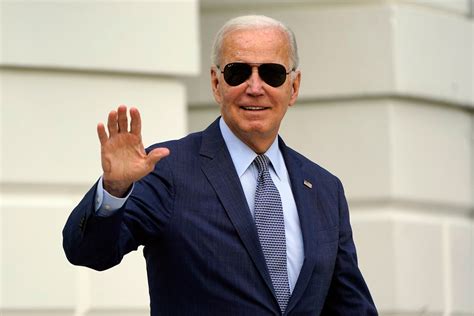 President Biden travels to battleground Wisconsin to talk about the economy a week before GOP debate