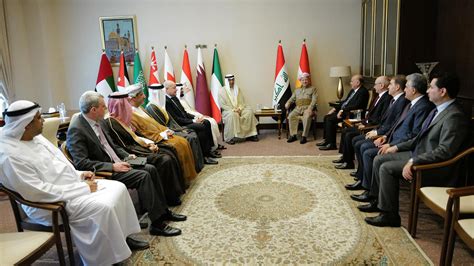 President Commander assembles ambassadors of Arab groups in the nation's capital