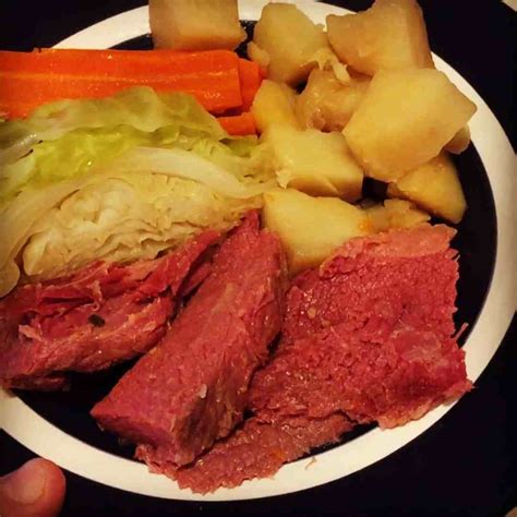 NESCO Pressure Cooker. Grocery Ingredients: 4 lbs corned beef brisket or round 4 cups water 8 carrots 8 potatoes, medium, cut in halves 8 cabbage wedges 8 onions, small, whole. Instructions: Place corned beef in removable cooking Pot of the NESCO® 3-in-1 Digital 6 Qt. Electric Pressure Cooker. Add water.