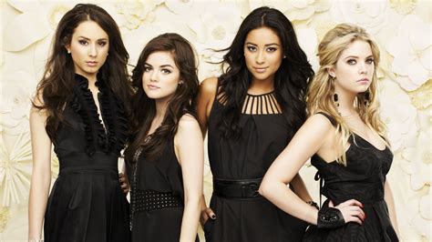 Pretty little liars show. Pretty Little Liars. 2010, 2017. 4 / 5. Set in the fictional town of Rosewood, Pennsylvania, the series follows the lives of four girls, Aria Montgomery, Hanna Marin, Emily Fields, and Spencer Hastings, whose clique falls apart after the disappearance of their leader, Alison DiLaurentis. One year later, the estranged friends are reunited as ... 