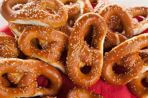 Pretzel .com. Warm milk and stir in yeast, let rest pour into stand mixer. Mix in brown sugar, butter, 1 cup flour, fine salt. Add remaining flour and knead using hook attachment on stand mixer. Cover and let rise until … 