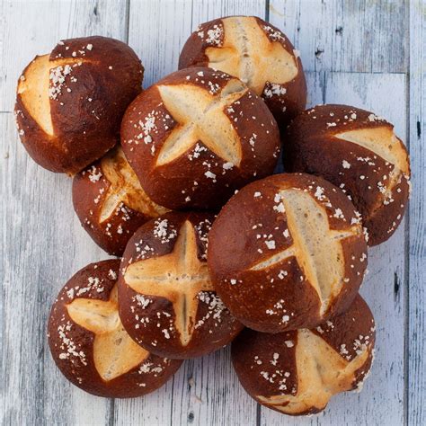 Pretzel Buns