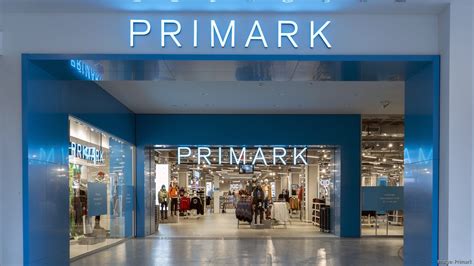 Primark maryland. Posted at 4:22 PM, Jun 07, 2023. and last updated 1:22 PM, Jun 07, 2023. HANOVER, Md. — European clothing store Primark is expanding in the … 
