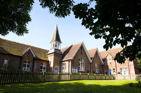 Primary schools in England still