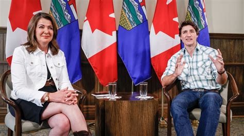Prime Minister Justin Trudeau holds brief meeting with Alberta Premier Danielle Smith
