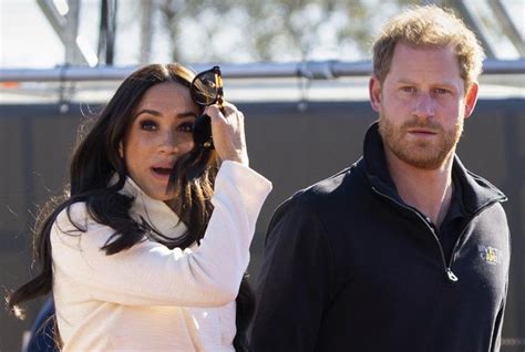 Prince Harry and Meghan pursued in their car by photographers in NYC, made getaway in taxi