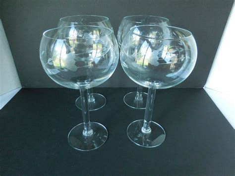 Princess house heritage wine glasses. Set of 2 Mid Century Modern Floral Etched Crystal Cordial / Sherry Glasses, Princess House Heritage, Port Liqueur Amaro Wine Tasting Glasses (767) $ 14.50. Add to Favorites ... Vintage Etched Cut Crystal Tapered PRINCESS HOUSE Heritage Wine Ice Champagne Bucket (97) $ 32.99. FREE shipping Add to Favorites ... 