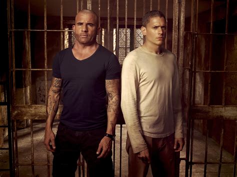 Prision break. May 27, 2020 · But some of the show's plot twists just don't make any sense. Fox's Prison Break is a must-watch crime drama that has gathered a cult following over its five seasons. The main attraction to the show is Michael Scofield (Wentworth Miller), a guy who can break out of any prison. The action thriller has evolved over the years, turning Scofield ... 