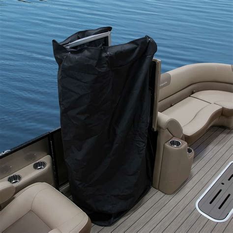 Privacy curtain for pontoon boat. Sun Tracker manufacturers currently build two model series of pontoon boats, which are known as Regency and Signature. Collectively, these pontoons models range between 16 to 27 feet in length and 85 to 102 inches in width. Sun Tracker pontoons can hold between 7 and 15 passengers depending on the size of the model. 