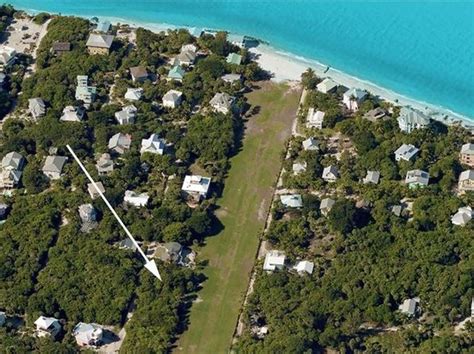 Private Airstrip - 33924 Real Estate - 2 Homes For Sale