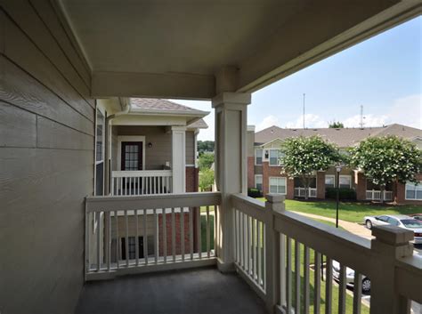 Apartments Real Estate Rental Service. (3) (901) 755-0349. 5505 Fog Hollow Ln. Memphis, TN 38125. I have looked at these apartments for years!I think they are absolutely beautiful and in a great location." 3. Merton Manor Apartments. Real Estate Management..