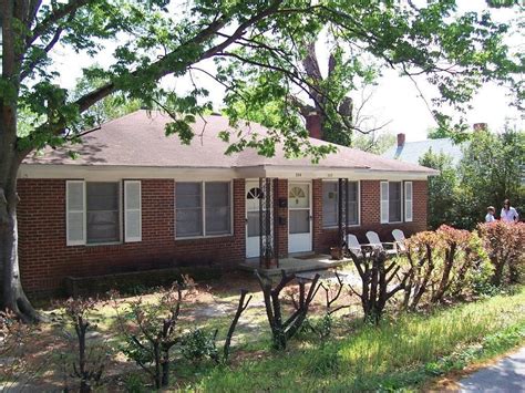 Private landlords in columbia sc. House for Rent. $1,895 per month. 3 Beds. 2.5 Baths. 525 Kirkwall Ct, Lexington, SC 29073. This home is located in Jessamine Place (lot 112) and is available for rent! All homeowner's association dues are included in the rent. Blinds, garage door remotes, and kitchen appliances are also included. 