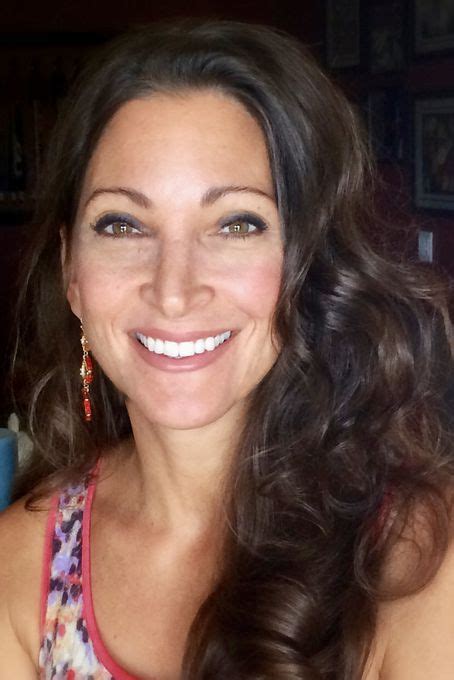 Learn more about Psychedelic Healing. Leslie Grace offers enlightened Sex and Intimacy Coaching for Modern Lovers. Her unique approach is somatic and experiential, incorporating the ancient practices of Tantra to help you have the most satisfying love life possible..