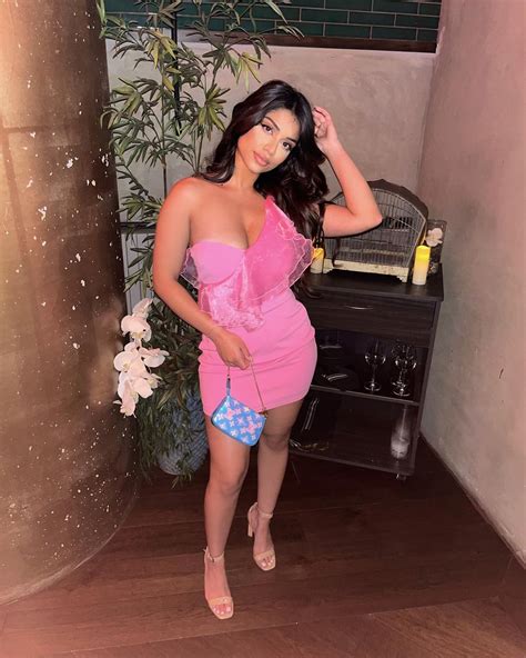 😈 (SEX) Priyanka Ares Leaks Onlyfans Leak