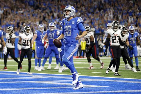 Pro Picks: Lions get another win in Lambeau after ending Aaron Rodgers’ career with the Packers