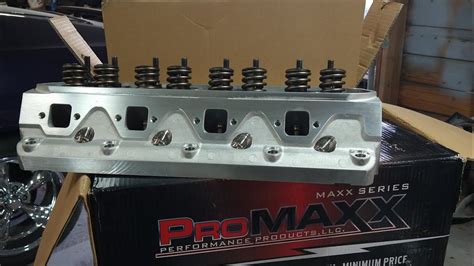 MAXX 317 BBC(Sold in Pairs) MAXX 317 BBC. (Sold in Pairs) $ 1,564.00 – $ 2,879.00. The Maxx 317 is truly a rare breed in today’s market. An As Cast head that is just as efficient as competition’s CNC ported pieces. Independent flow bench testing shows over 400 cfm with 2.300 valves.. 