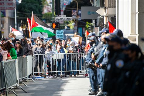 Pro-Palestinian demonstrators call for ceasefire in Gaza during protest in Downtown Chicago