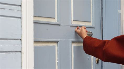 Process server knock on my door.  Understand how a case can proceed without your participation ...