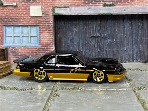 Products 1988 Ford T-Bird Drag Car Muncle Mikes