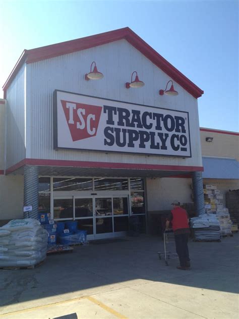 1884 COLLINS BLVD, 70433 Covington LA. (985) 892-9552. Go to web. This Tractor Supply Company shop does not have its opening hours available. Sign up to our newsletter to stay informed about new offers from Tractor Supply Company and be the first to know about the best offers online. While you wait you can browse the latest catalogues in the .... 