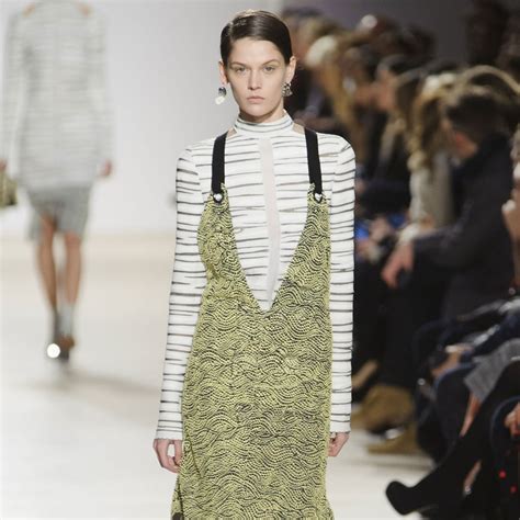 Proenza. Shop Proenza Schouler White Label. Monogram; Toggle submenu: Proenza Schouler New Arrivals Monogram Features Pre-Order Fall 2024 Runway Shop Spring 2024 Runway Exclusives Core Collection Clothing View All Dresses Tops Knitwear T-Shirts Pants & Skirts Denim Jackets & Outerwear Tailoring Bags View All Park Flip ... 