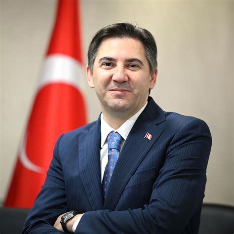 Prof. Dr. Ahmet Nart. 