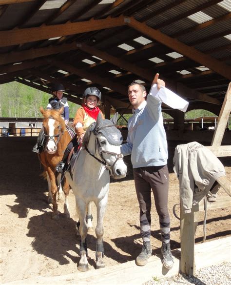 Professionnel Poney Club Richard à La Terrasse en Dauphiné