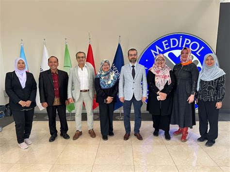 codini.rgarabwor.edu.pl. 