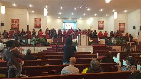 Salem Baptist Church of Chicago Pastor: Dr. Charlie E. Dates 02:45 - Intro Start Of Service 04:41 – Praise and Worship 11:49 - Welcome, Corporate Prayer 14:49 - Praise and Worship 31:01 - Prayer – Dr. Charlie Dates 32:53 - Message Starts 38:07 - Generosity Is A Grace Gift 47:01 - Living Does Not Start With How Much You Have … . 