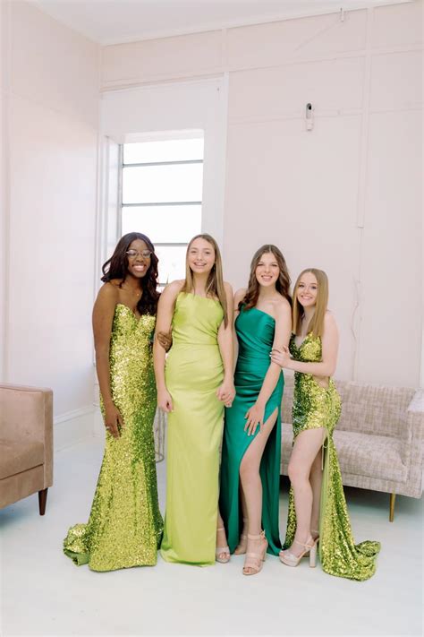 Prom gallery amateur.  Less Searching, More Finding With Getty Images.  New ...