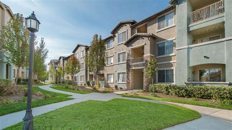 Promenade at Town Center - Apartments in Valencia, CA - Westside Rentals