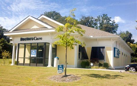  19 reviews and 7 photos of DOCTORS CARE - NORTH AUGUSTA "This place is a one stop shop. They have labs and an x ray. They also take insurance and cash. If you visit the website it will tell you the cost of a visit which will range from $125-300 or something like that. . 