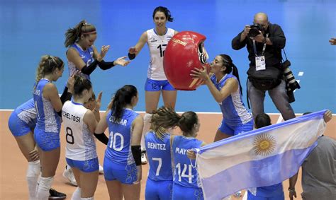 Pronóstico de voleibol argentina cuba.