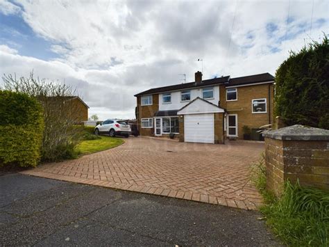 Properties For Sale in PR4 2PJ Rightmove