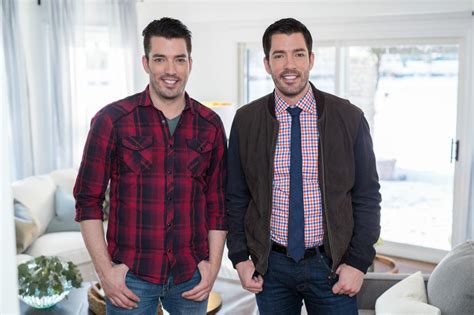 Property Brothers' Drew & Jonathan Scott's Relationship
