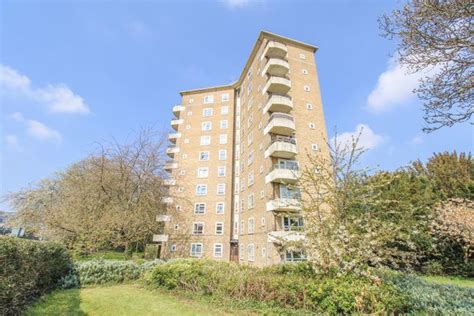 Property Data for 85 Stort Tower Great Plumtree Harlow