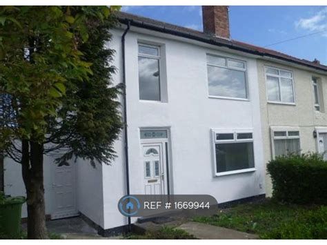 Property details for 1 Chirton Grove, South Shields NE34 7BL