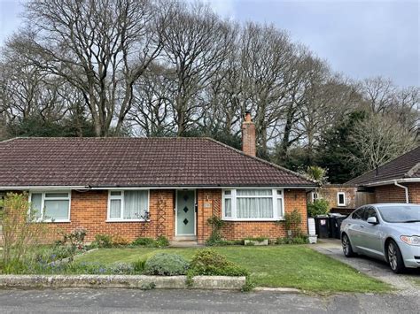 Property details for 126 Howeth Road, Bournemouth BH10 5NT