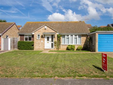 Property details for 15 Rother Road Seaford BN25 4HT - Zoopla