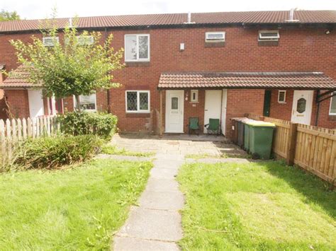 Property details for 44 Marlfield Close, Ingol, Preston PR2 7AL