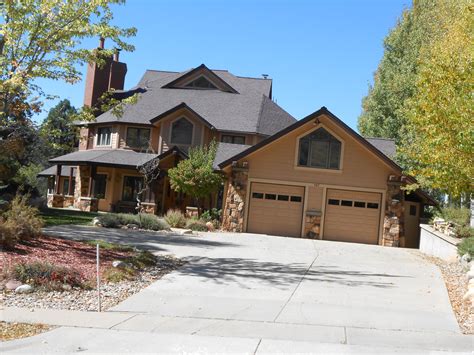 Property durango colorado. 3 beds 2.5 baths 2,301 sq ft 51.00 acres (lot) 2157 County Road 223, Durango, CO 81301. Home with View for sale in Durango, CO: This Shaw LTD built Pioneer Pointe is the neighborhood you have been waiting for at Three Springs featuring 11 new, modern mountain style, townhomes built by Shaw LTD. 