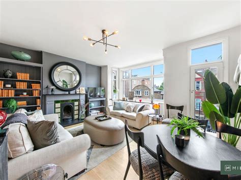 Property for sale in Clifford Way, London NW10 - Zoopla