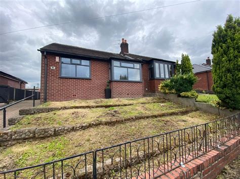 Property for sale in Larchwood, Chadderton, Oldham OL9