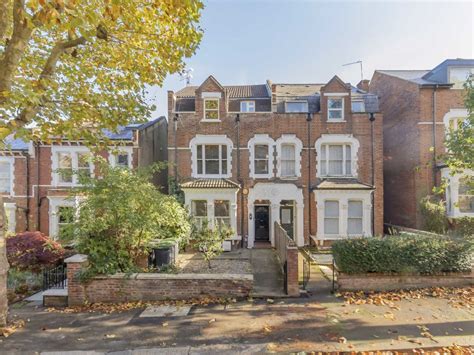 Property to rent in Cromwell Avenue, London N6 - Zoopla