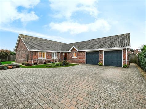 Property valuation for Fieldsend House, 26, Homefields Road, Hunstanton ...