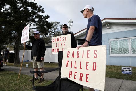 Proposed 6-week abortion ban advances in Florida legislature