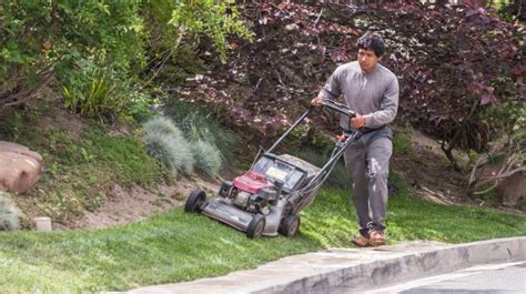 Proposed tax credit could help California landscapers transition to electric leaf blowers, lawn mowers