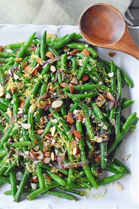 Prosciutto-and-Almond Green Beans Recipe